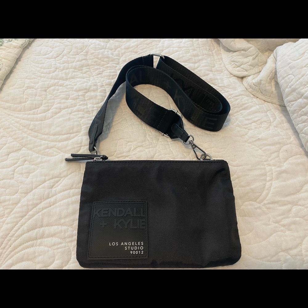 KENDALL & KYLIE Black Crossbody Purse